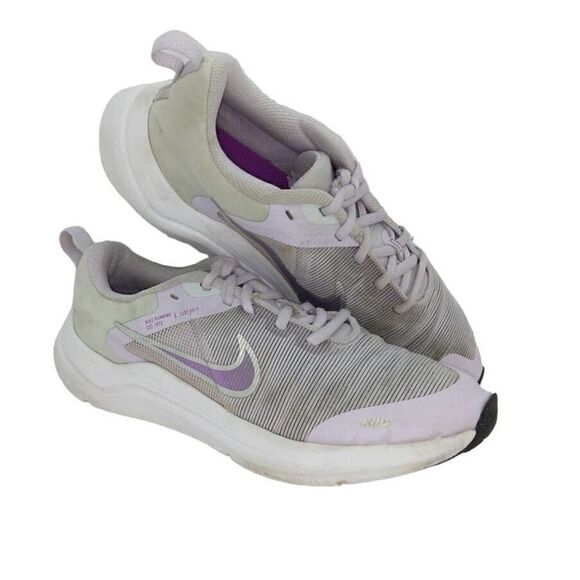 Nike Downshifter 12 Jr. Girls Pre-owned Violet/Gray Running Sneakers- sz. 5 1/2Y - Picture 1 of 6